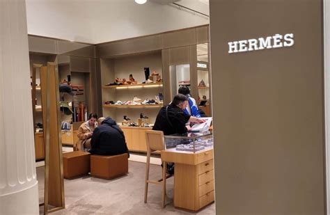 hermes fad - why Hermes is so expensive.